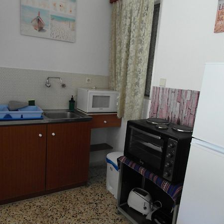 Eri Studios Agia Marina  Phòng bức ảnh