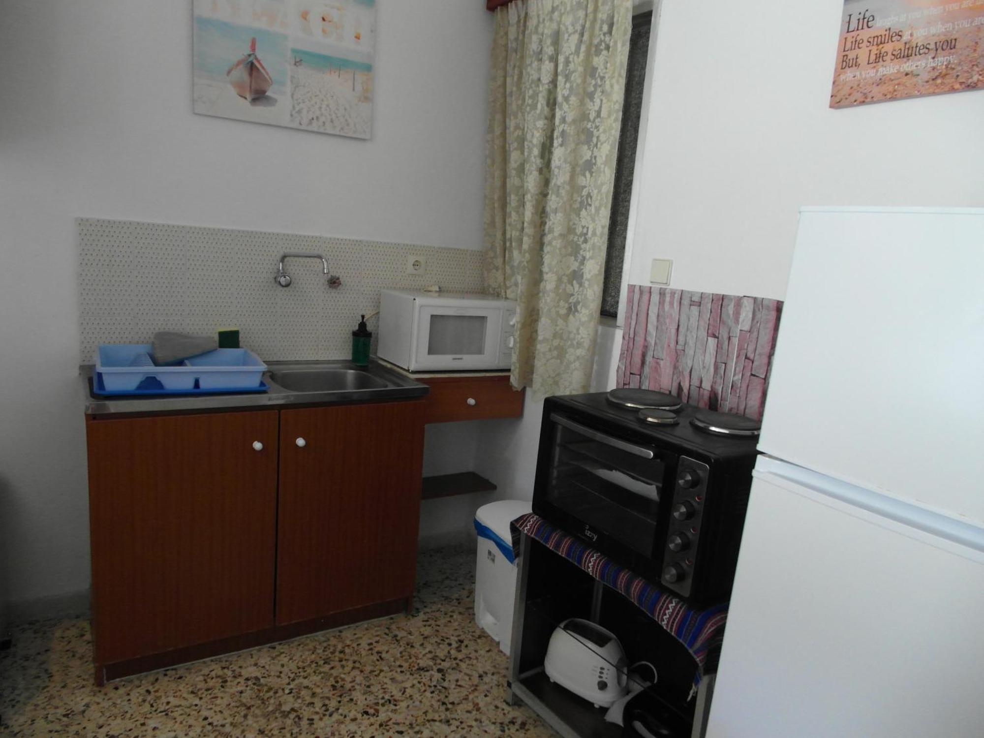 Eri Studios Agia Marina  Phòng bức ảnh