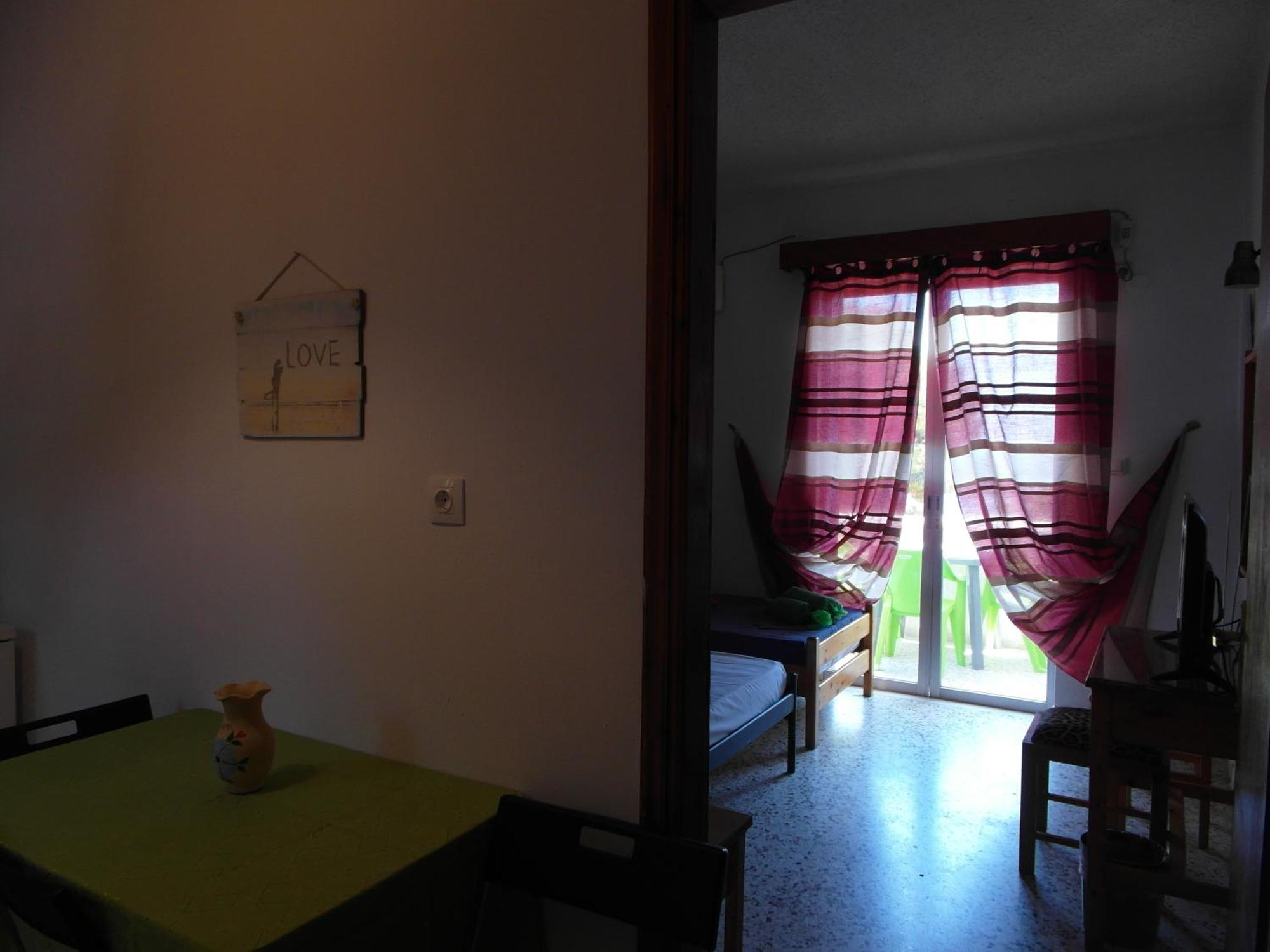 Eri Studios Agia Marina  Phòng bức ảnh