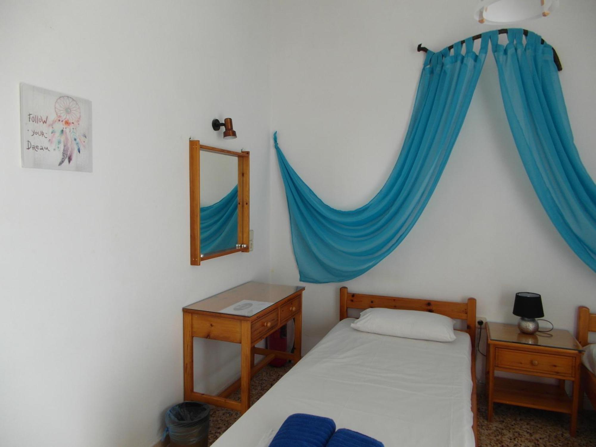 Eri Studios Agia Marina  Phòng bức ảnh