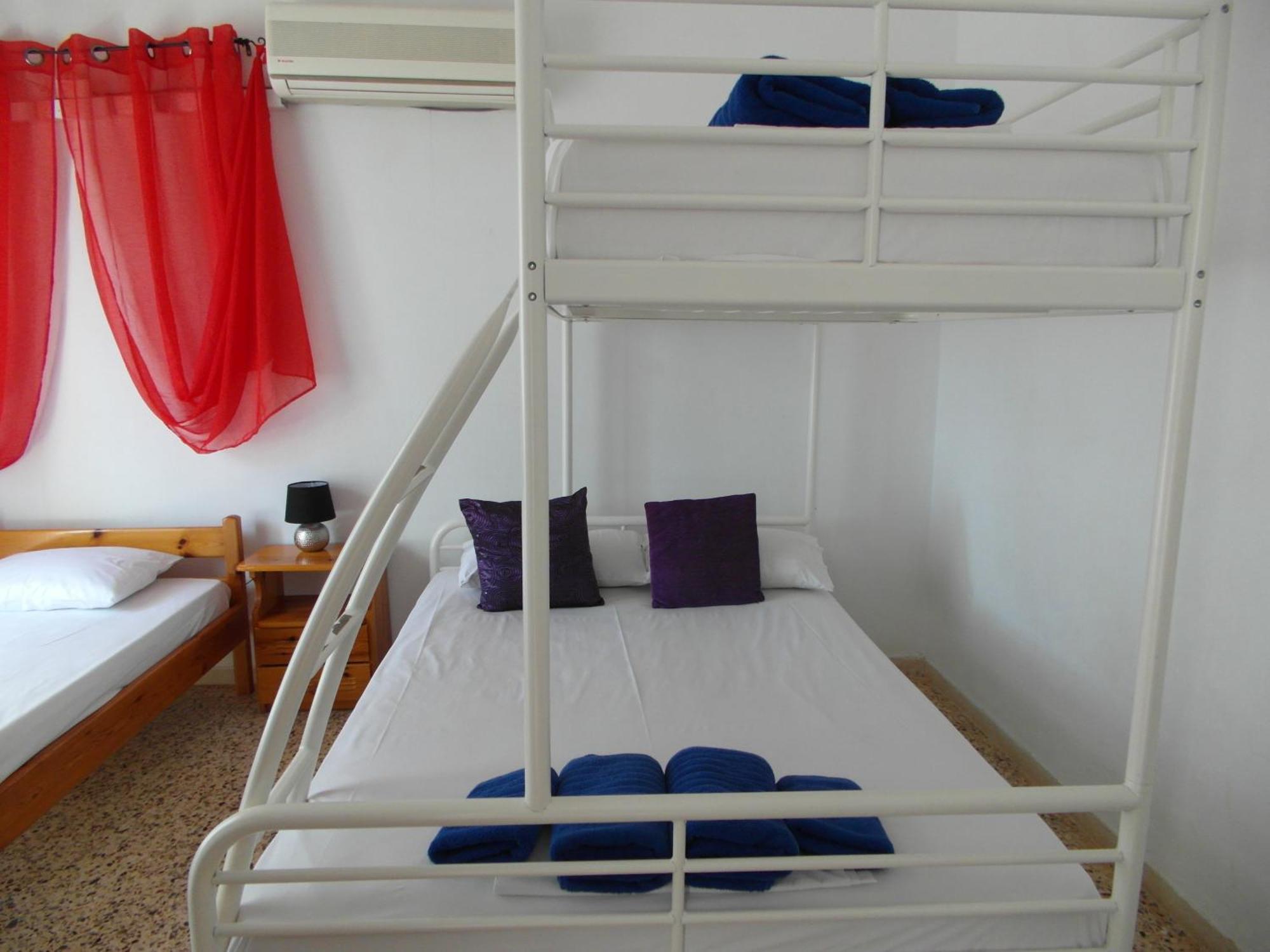 Eri Studios Agia Marina  Phòng bức ảnh